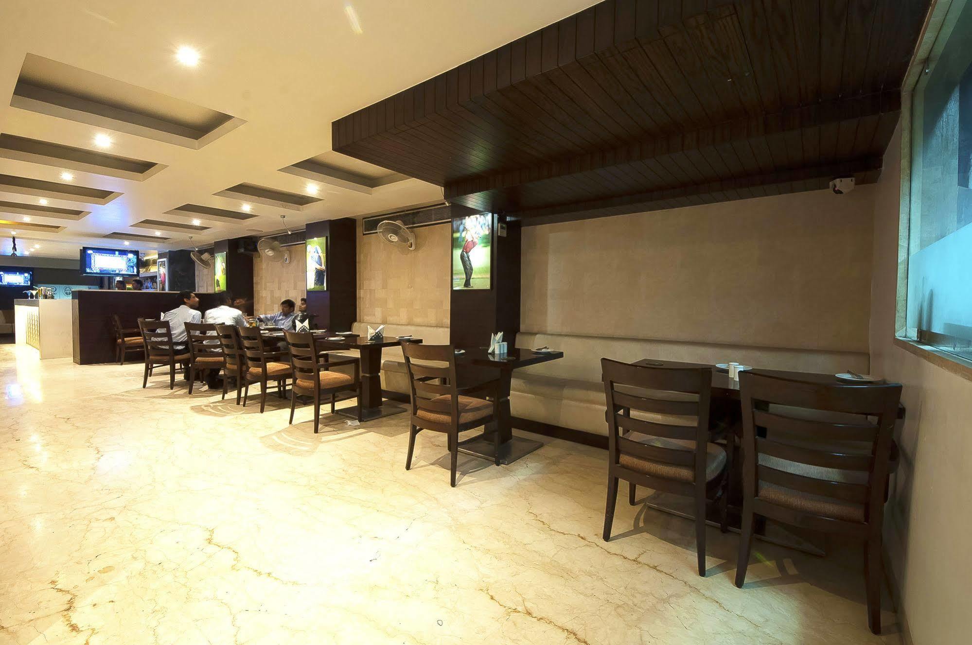 Hotel Le Roi Near New Delhi Railway Station Eksteriør bilde