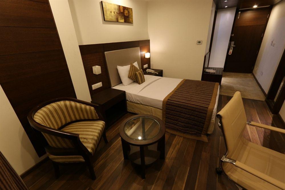 Hotel Le Roi Near New Delhi Railway Station Eksteriør bilde